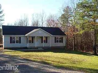 6205 Center Hill Rd, Finger, TN 38334