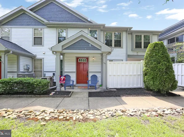 308 Steeplechase Ct, Woodbury, NJ 08096