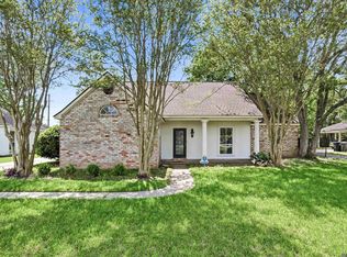 12842 Magnolia Chase Dr, Baton Rouge, LA 70810