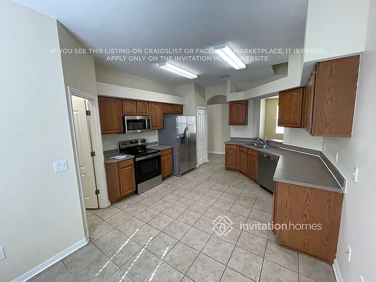 15833 Pond Rush Ct — Photo 4