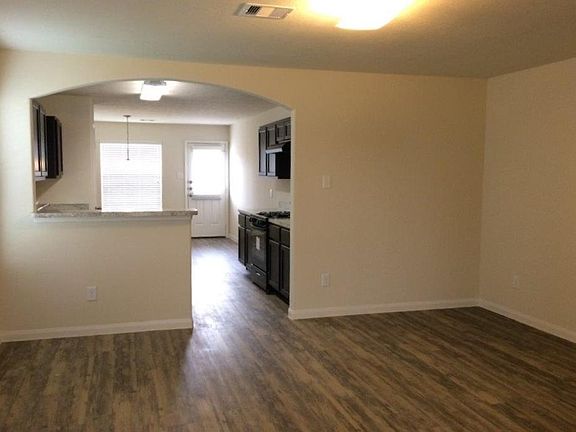 3rd image of 2618 Costa Verde Way