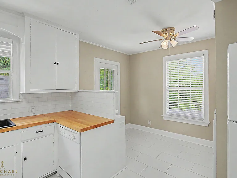 3907 Baltimore Ave — Photo 22