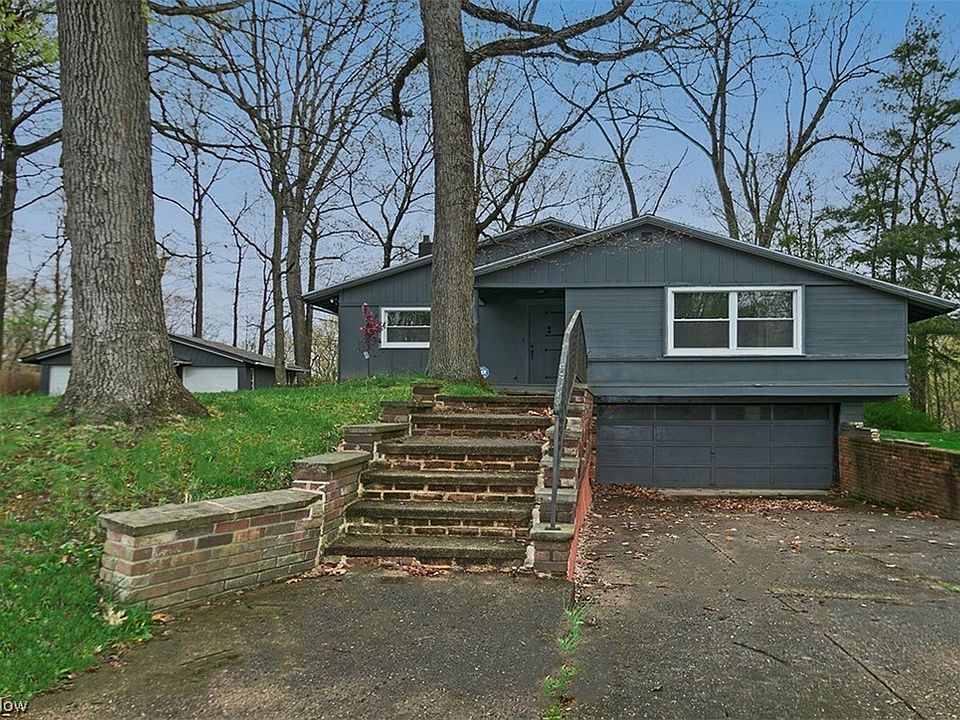 1st image of 665 W Glendale St