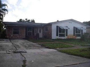 6512 SW 8th Ct, North Lauderdale, FL 33068