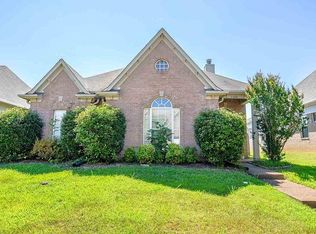1120 Averett Ln, Cordova, TN 38018