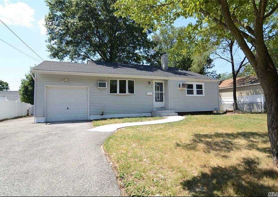 1st image of 3106 Falcon Ave