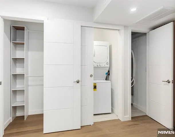 30 Franklin Pl #1 — Photo 10