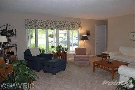 5th image of 2427 Fountain Ln
