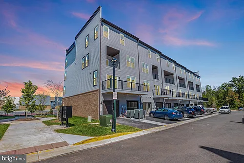 44514 Wolfhound Sq Photo 1