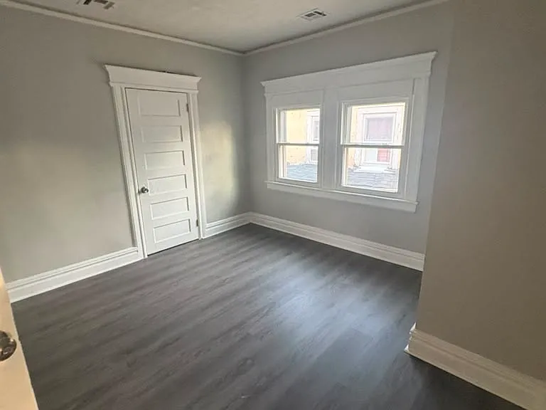 28 Coit St #3 — Photo 4