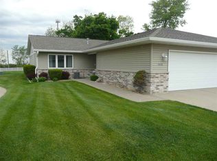 4408 Nostalgia Ln, Waterloo, IA 50701