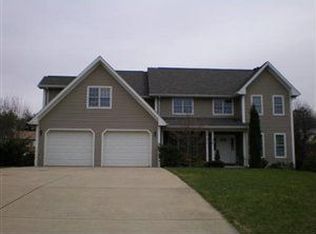 137 Mill Run Dr, Shelocta, PA 15701