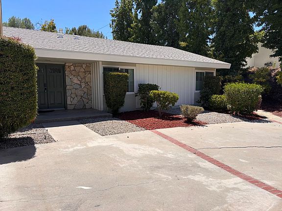 2nd image of 24360 Crestlawn St