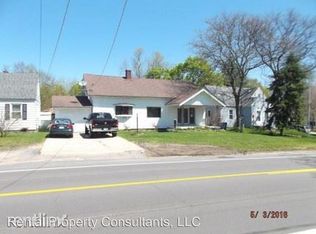 661 3 Mile Rd NE, Grand Rapids, MI 49505