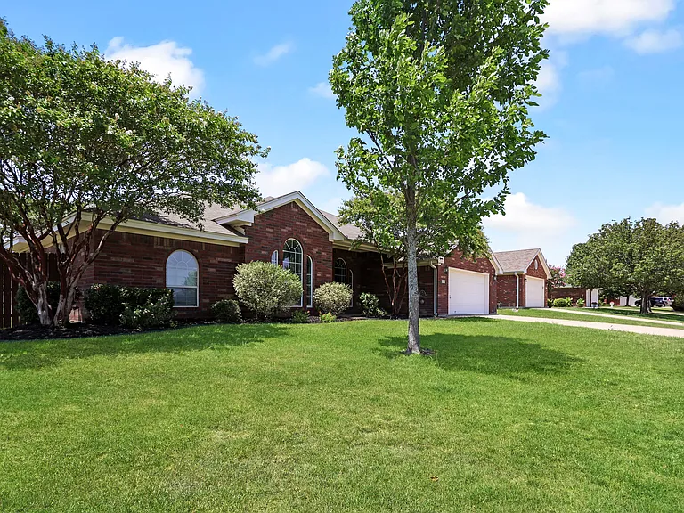708 Bullwhip Cir — Photo 3