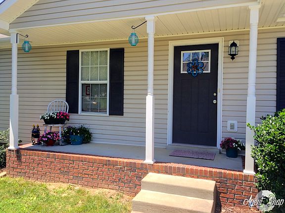 2nd image of 1854 Cottingham Ct