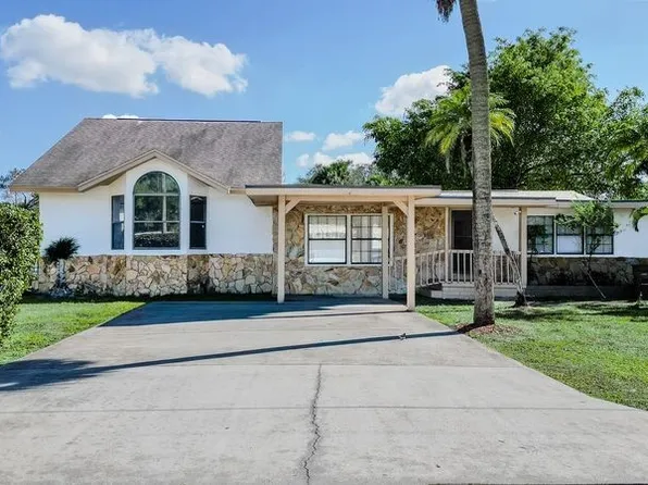 599 Carolina Ave, Fort Myers, FL 33905