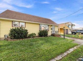 29 Miller St, Saddle Brook, NJ 07663