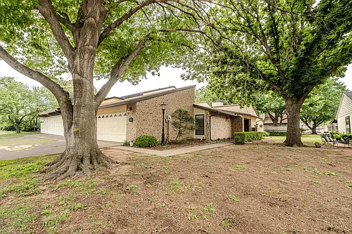 4208 Picasso Dr Photo 1