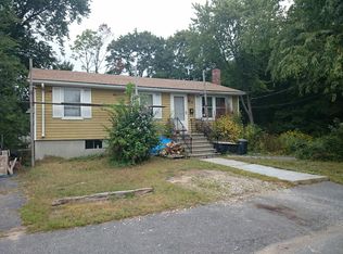 16 Centre Ln, Boston, MA 02132