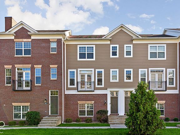 3rd image of 324 Neuman Way