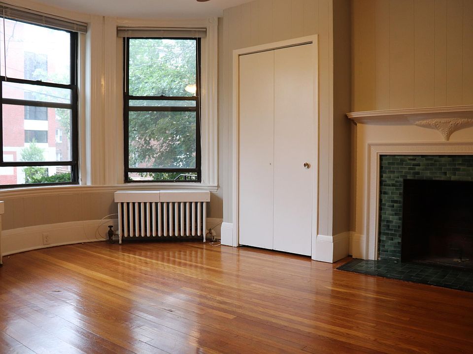 1st image of 31 Longwood Ave #12