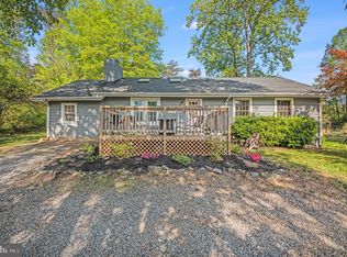 1530 Lakeview Pkwy, Locust Grove, VA 22508