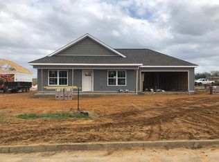 129 Tanglewood Dr, Headland, AL 36345