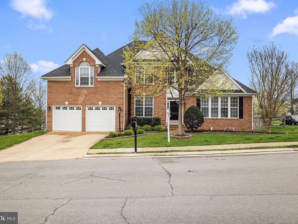 1st image of 43053 Kingsport Dr