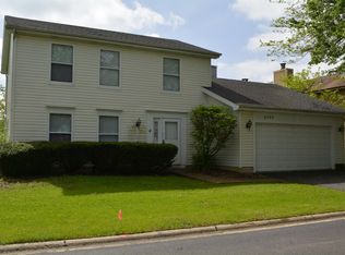 6595 Fernwood Dr, Lisle, IL 60532