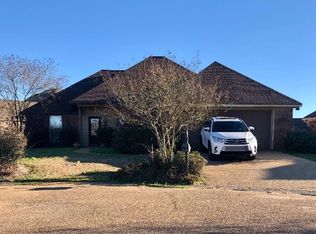 525 Planters Dr, Pearl, MS 39208