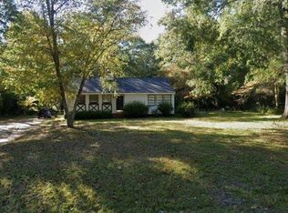 1809 Brook Dr, Camden, SC 29020
