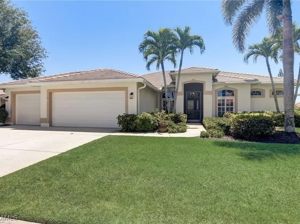 2239 Oxford Ridge Cir, Lehigh Acres, FL 33973