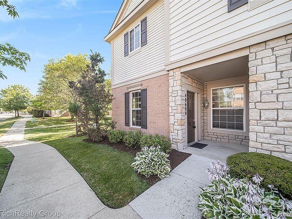 1st image of 40600 Blythefield Ln