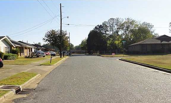 4th image of 2420 Chappell Dr