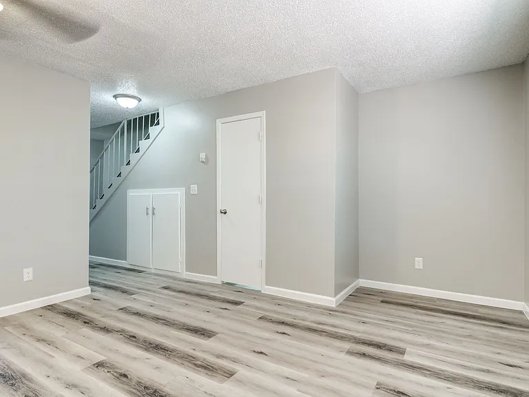 Paso Norte Apartments — Photo 19