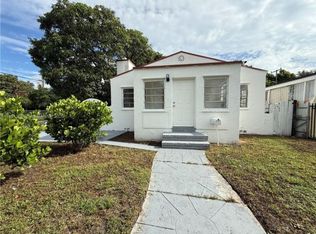 955 NW 75th St, Miami, FL 33150