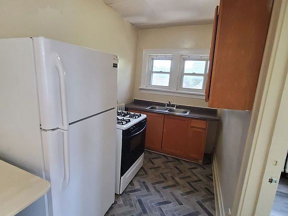 5th image of 3866 N Port Washington Rd APT 7
