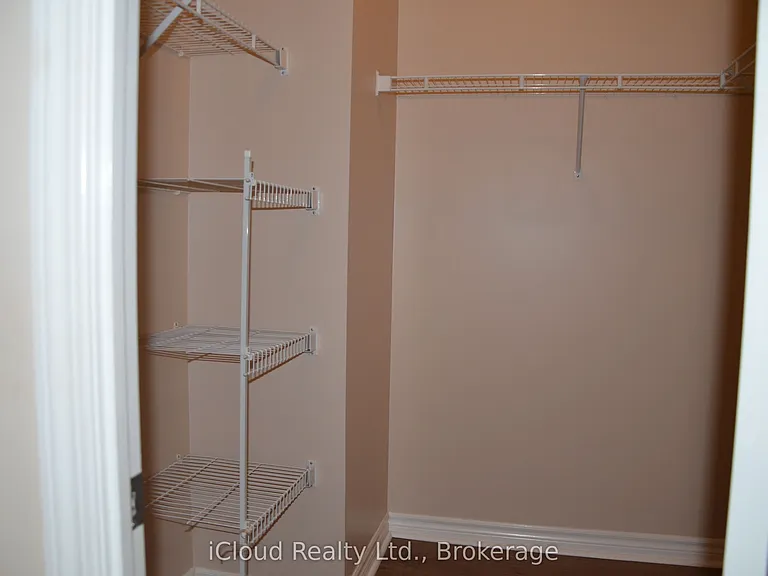388 Prince Of Wales Dr #1610 — Photo 13