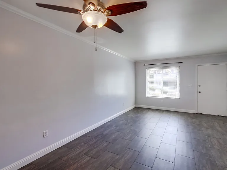 6414 Bell Bluff Ave — Photo 11