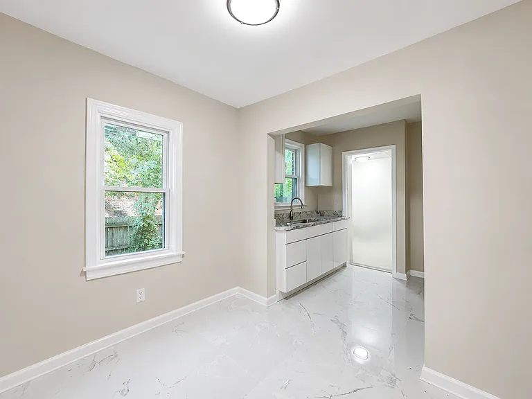 12719 Wade St — Photo 24