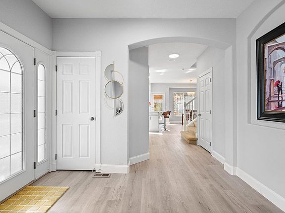 4th image of 4522 Portofino Dr