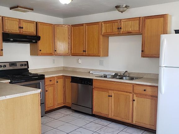 4th image of 3325 S Asotin St APT D
