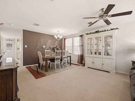 3rd image of 1828 Kittredge Way