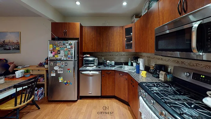 Rented by Citi Nest Group LLC | media 16