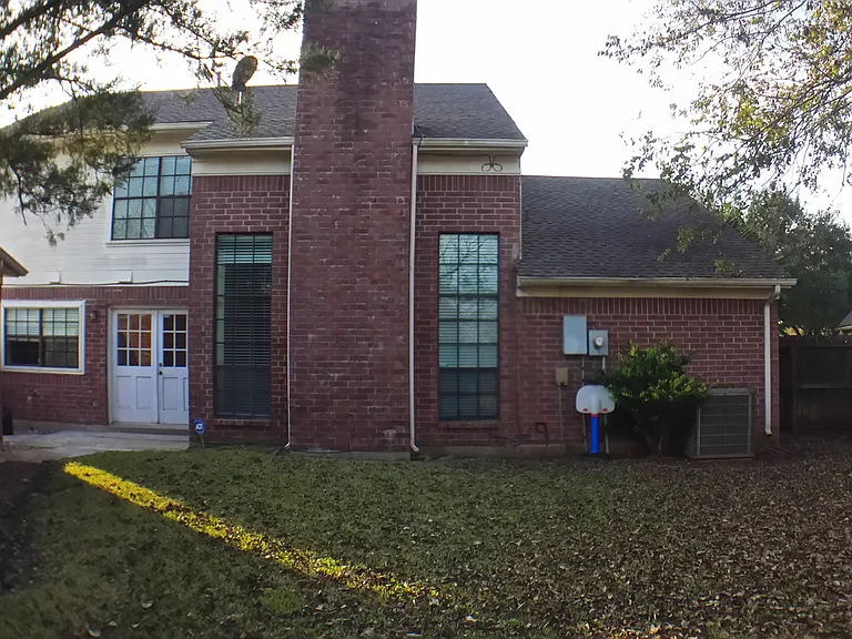 2319 Mill Creek Dr — Photo 24