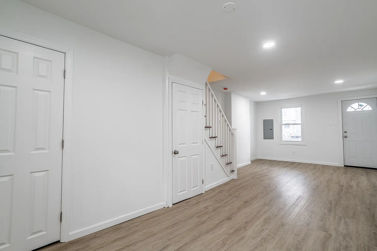 Building Photo - 150 Mount Holly Ave