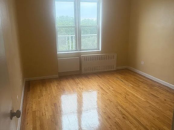 4th image of 39-06 114th St #6H