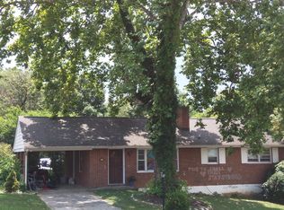 14 W Main St, Fincastle, VA 24090