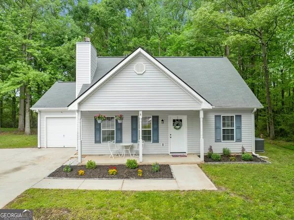 3936 Willow Wind Dr, Gainesville, GA 30507